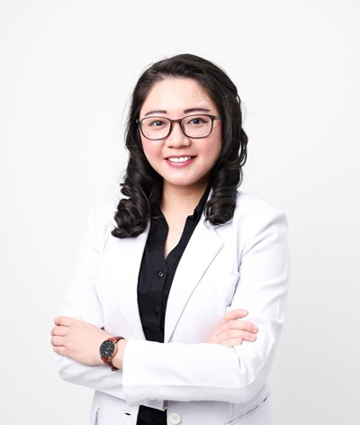 dr. EVA LUCHINTA, Sp.A